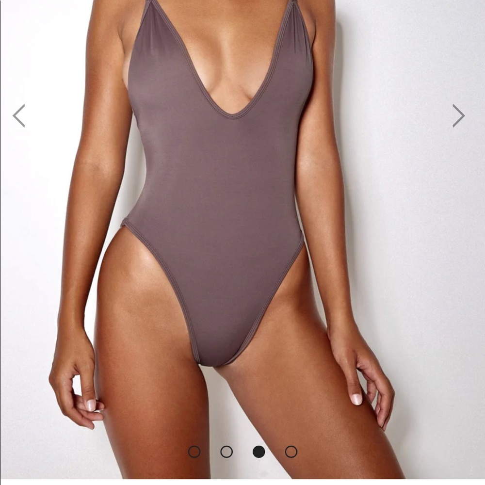 Gooseberry seaside one piece suit